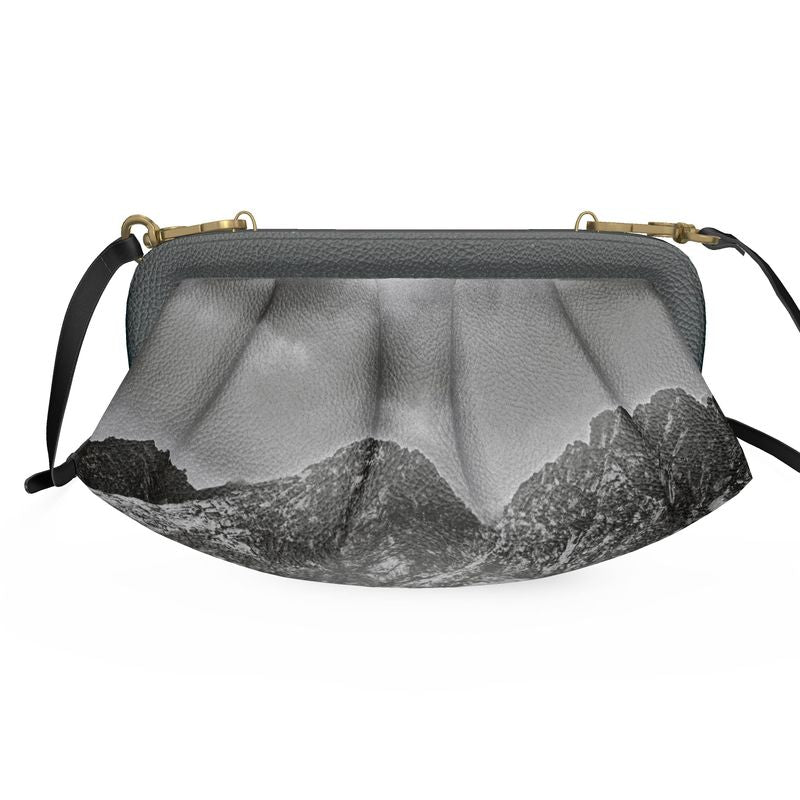 Zakopane Silence Clutch Bag – Grounded in Stillness 2437990_1_3d